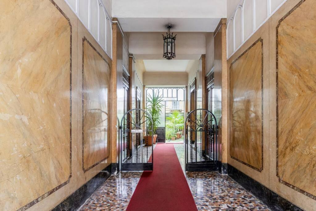 Spacious In Design District By Easylife * Milano
